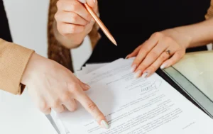 Reviewing-Guaranteed-Rent-Agreement-documents