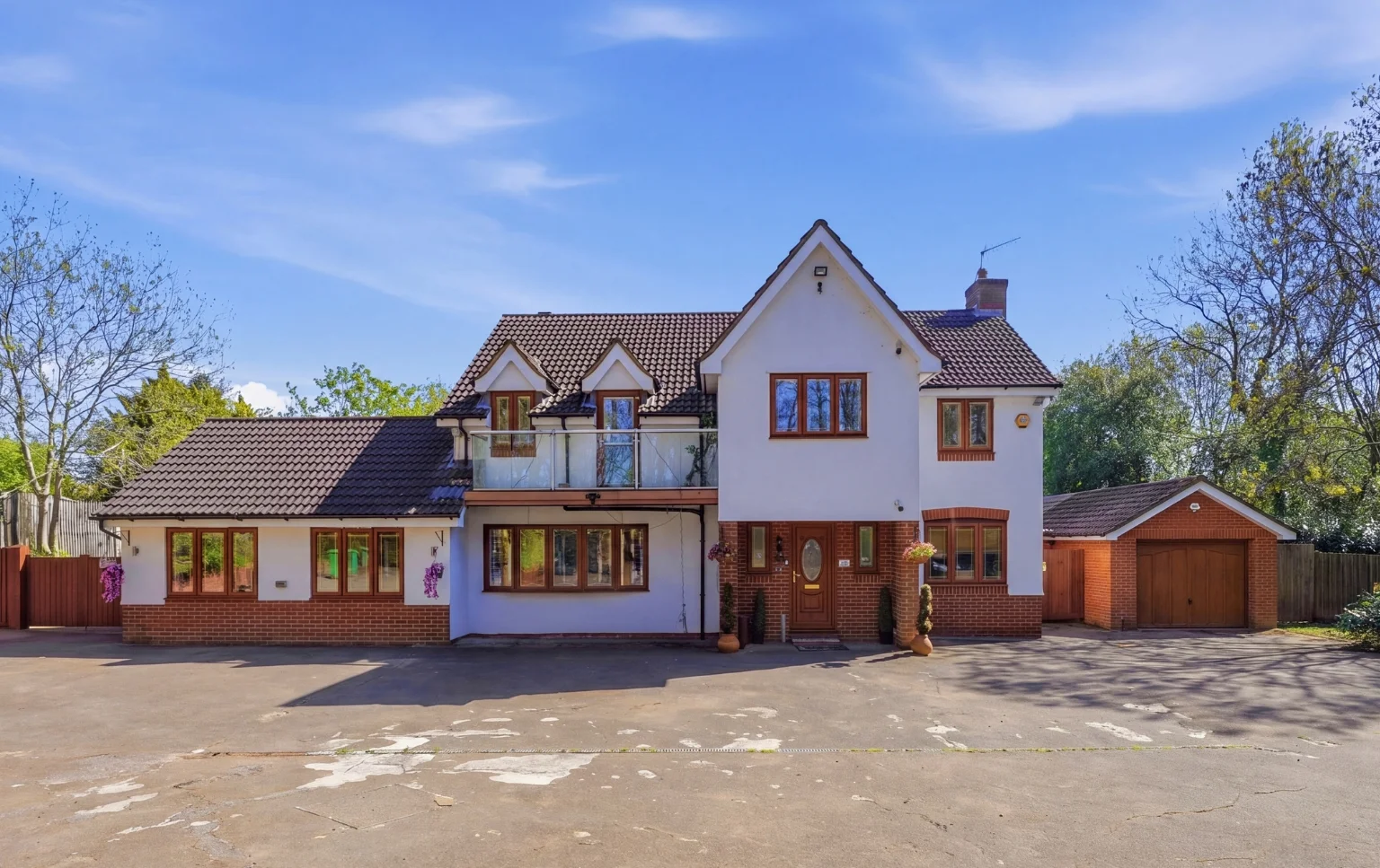 havering-mansion-property-front-exterior